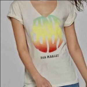 Zion Roots Bob Marley V-Neck Cut Out T-Shirt Small